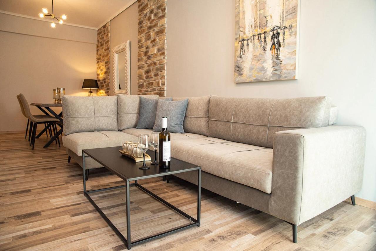 Charissa Apartment โวโลส ภายนอก รูปภาพ
